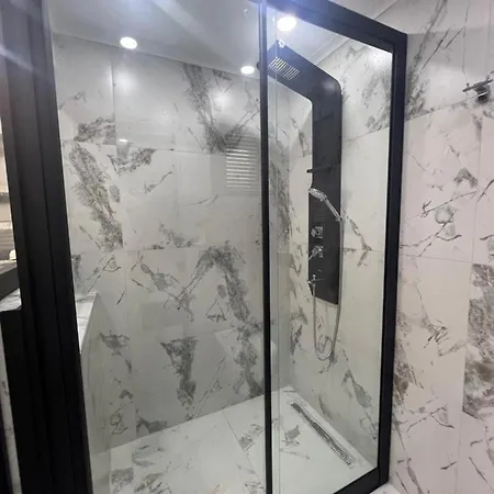 Апартаменты Luxury With Pool And Jacuzzi Close To The Фетхие